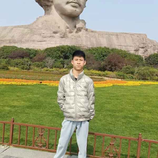 浙江22岁单身帅哥真诚找对象-洛阳征婚相亲网