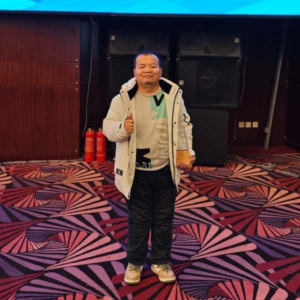 辽宁39岁单身帅哥真诚找对象-洛阳征婚相亲网
