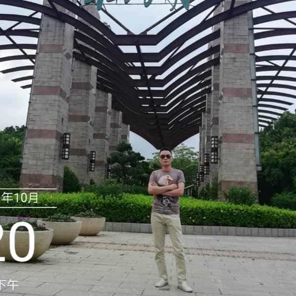 40岁岁四川单身帅哥 - 洛阳吉缘网