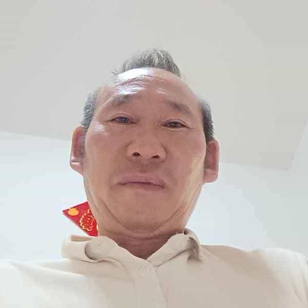 56岁岁云南单身帅哥 - 洛阳吉缘网