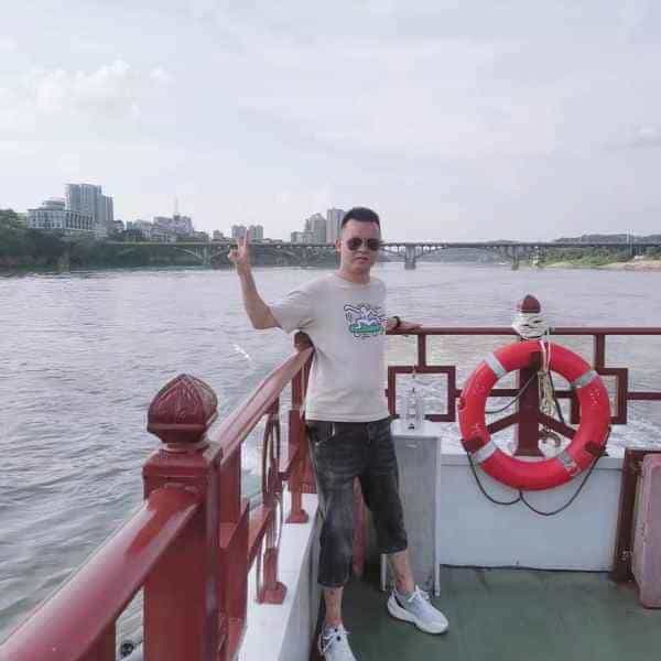 29岁岁四川单身帅哥 - 洛阳吉缘网